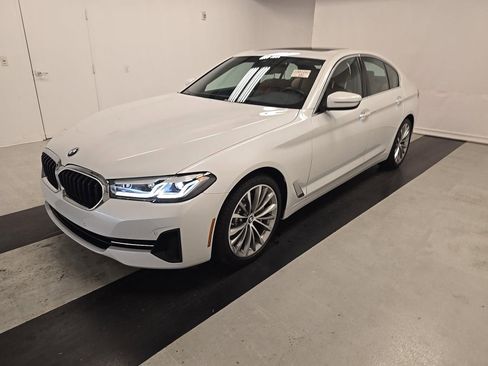 Used 2023 BMW 530i w/ Convenience Package RWD image 1