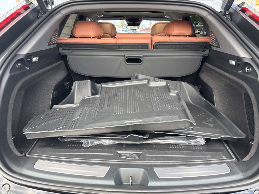 New 2027 Cadillac Optiq Premium Sport RWD image 11