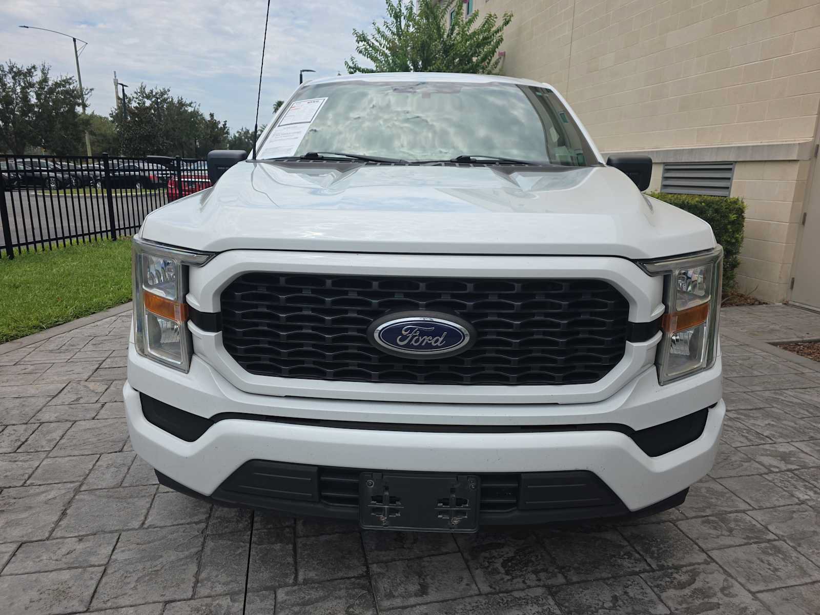 Used 2022 Ford F150 XL w/ STX Appearance Package RWD image 2