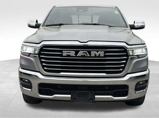 Used 2025 RAM 1500 Laramie video 2