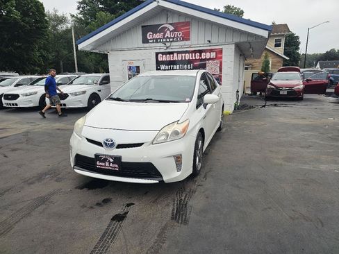 Used 2013 Toyota Prius Persona Series FWD image 4