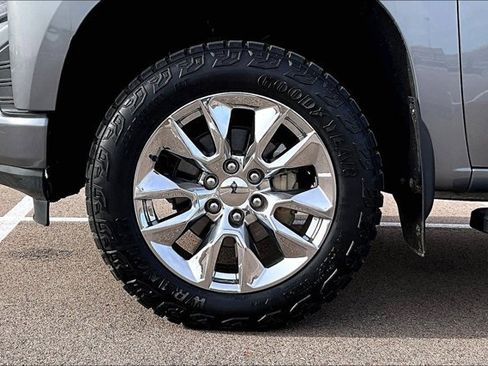 Used 2022 Chevrolet Silverado 1500 High Country image 35