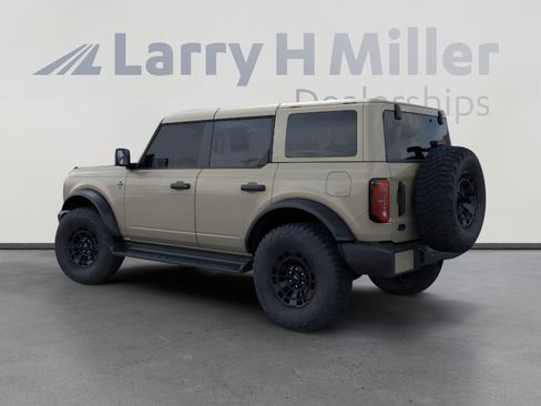 New 2026 Ford Bronco Outer Banks AWD/4WD image 4