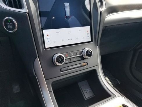 Used 2021 Ford Edge SEL w/ Convenience Package AWD/4WD image 24