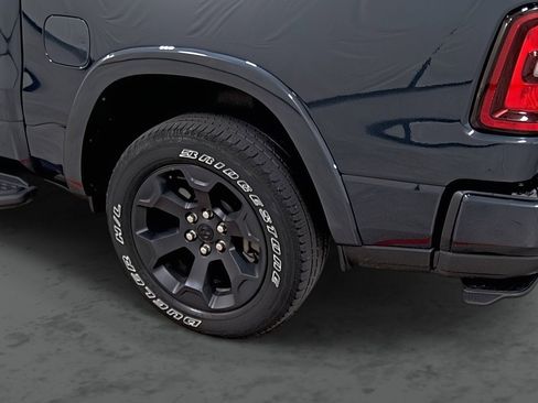 Used 2025 RAM 1500 Big Horn AWD/4WD image 9