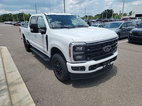 Used 2024 Ford F250 XLT w/ Black Appearance Package AWD/4WD image 2