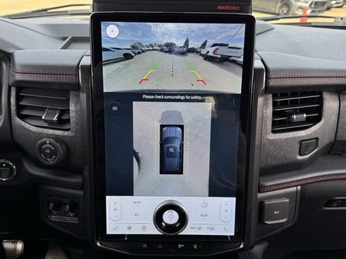 Used 2023 Ford Expedition Max Limited image 19