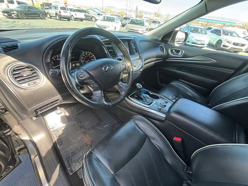 Used 2018 INFINITI QX60 3.5 Sport Utility 4D w/ Premium Package image 10
