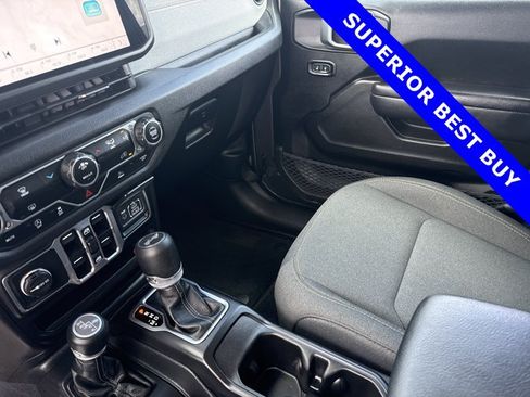 Used 2025 Jeep Wrangler Unlimited Sport AWD/4WD image 16