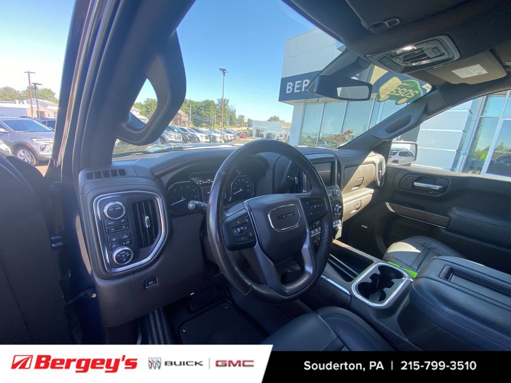Used 2022 GMC Sierra 1500 Denali w/ Denali Premium Package AWD/4WD image 12