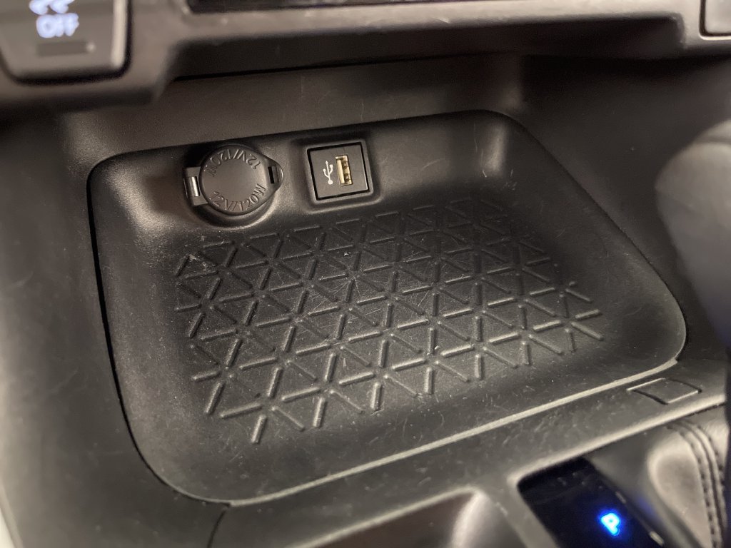 Certified 2025 Toyota RAV4 LE AWD/4WD image 30