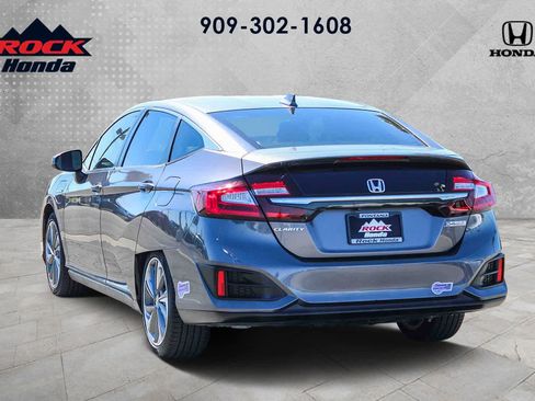 Certified 2019 Honda Clarity Plug-In Hybrid image 6