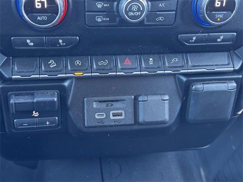 Used 2020 Chevrolet Silverado 1500 LT w/ All-Star Edition image 35