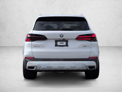 New 2026 BMW X5 xDrive40i image 8