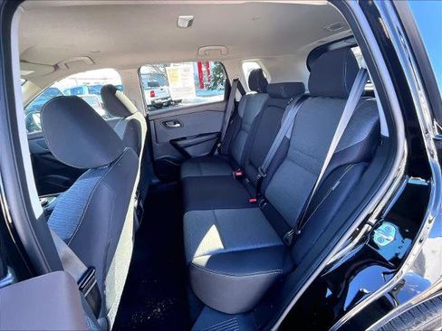 Certified 2023 Nissan Rogue SV image 15