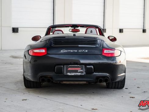 Used 2011 Porsche 911 Carrera S image 17