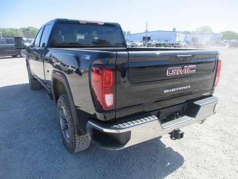 New 2026 GMC Sierra 2500 SLE w/ SLE Value Package; AWD/4WD image 9