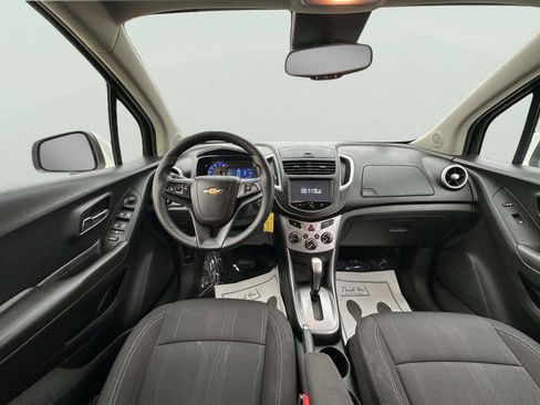 Used 2015 Chevrolet Trax LT FWD image 16