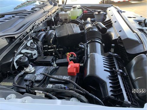 Used 2022 Ford F550 2WD Crew Cab Super Duty image 13