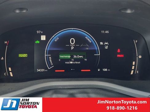 Used 2025 Toyota Camry SE image 16