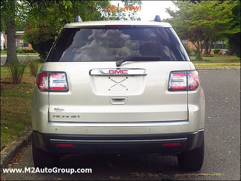Used 2015 GMC Acadia SLE image 27