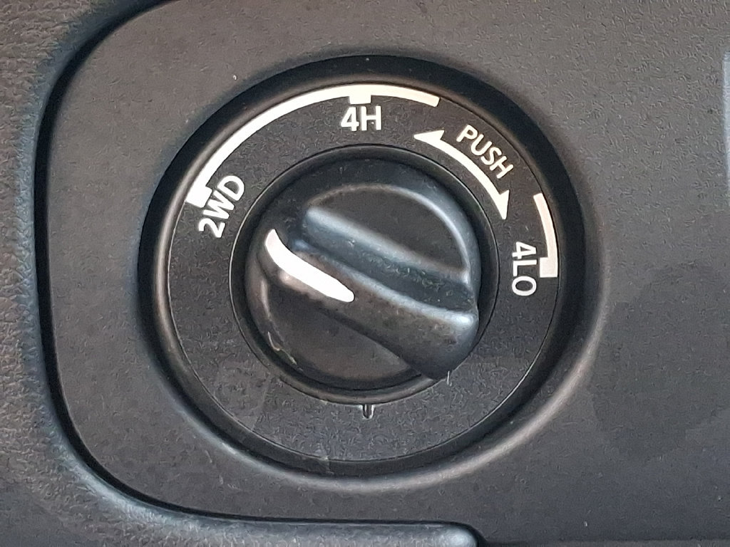 Certified 2025 Nissan Frontier PRO-4X AWD/4WD image 24