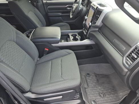 Used 2025 RAM 1500 Big Horn image 31