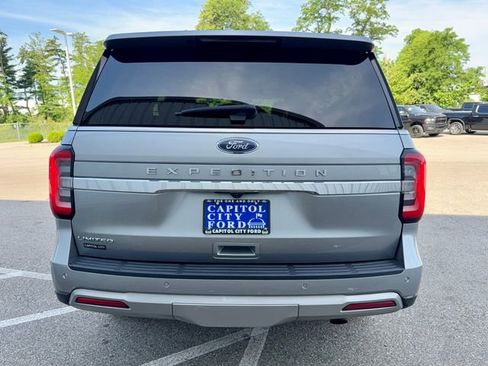 Used 2024 Ford Expedition Limited AWD/4WD image 5