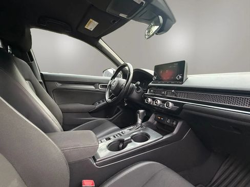 Used 2023 Honda Civic Sport image 23