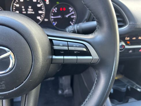 Used 2023 MAZDA MAZDA3 s image 18