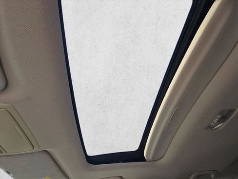 Used 2015 Honda CR-V EX-L image 16