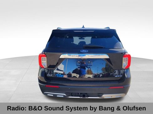 Certified 2023 Ford Explorer XLT w/ Equipment Group 202A image 7