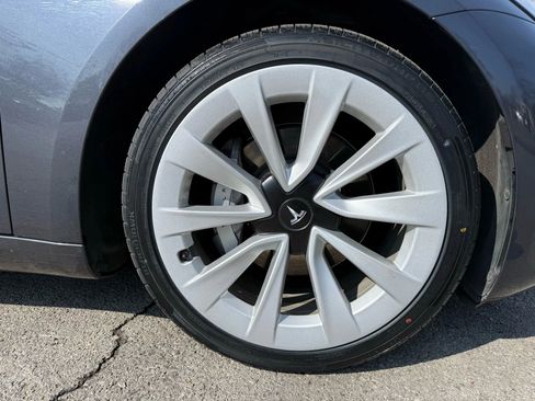 Used 2023 Tesla Model 3 Standard Range image 12