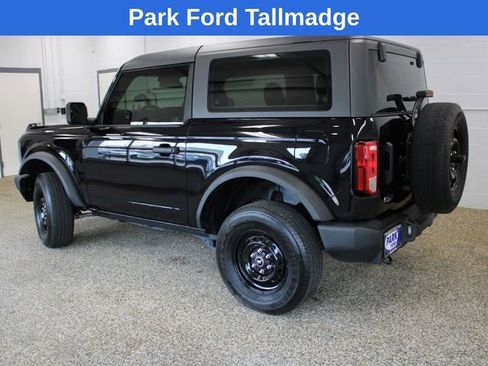 Used 2022 Ford Bronco 2-Door AWD/4WD image 2
