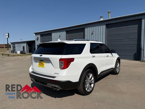 Used 2021 Ford Explorer Platinum w/ Equipment Group 601A AWD/4WD image 5
