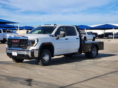 New 2026 GMC Sierra 3500 Pro w/ Convenience Package