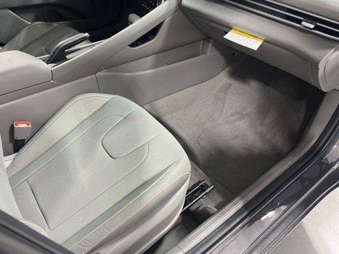 New 2026 Hyundai Elantra Sport FWD image 21