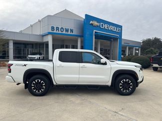 Used 2022 Nissan Frontier Pro-X video 1