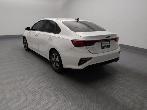 Used 2019 Kia Forte LXS FWD image 5