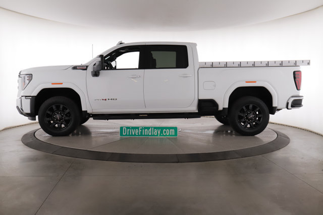Used 2024 GMC Sierra 2500 AT4 w/ Technology Package AWD/4WD image 9