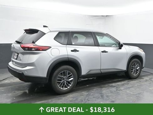 Used 2024 Nissan Rogue S image 12