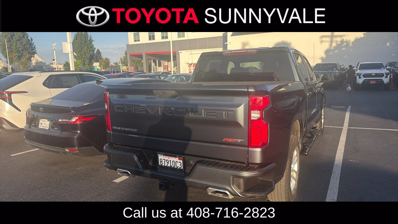 Used 2021 Chevrolet Silverado 1500 RST AWD/4WD image 2