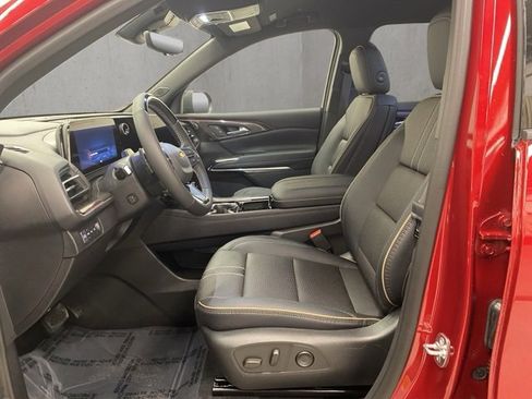 New 2026 Chevrolet Traverse High Country image 13