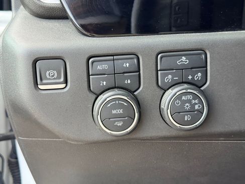 Certified 2023 Chevrolet Silverado 1500 LT Trail Boss w/ Protection Package image 18