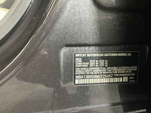 Used 2021 BMW M550i xDrive M550i xDrive w/ Dynamic Handling Package image 35