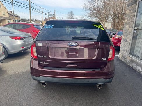 Used 2011 Ford Edge SEL image 4
