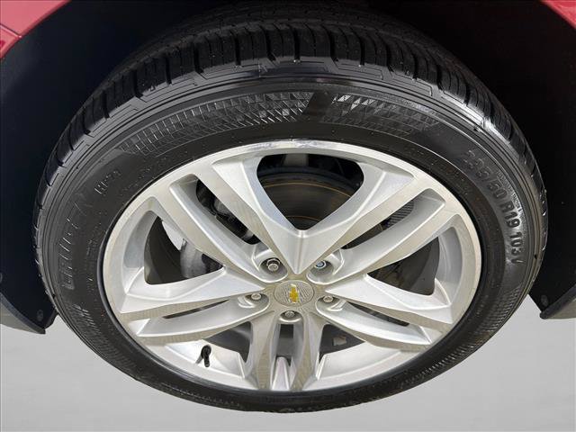 Used 2018 Chevrolet Equinox Premier FWD image 13