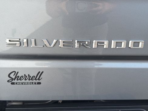 Used 2020 Chevrolet Silverado 1500 LT Trail Boss AWD/4WD image 8