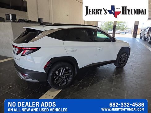 Used 2026 Hyundai Tucson Limited AWD/4WD image 5