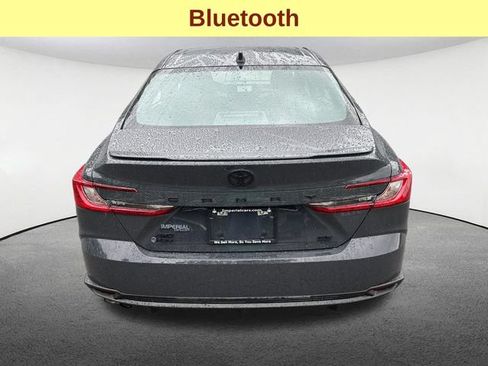 Used 2025 Toyota Camry SE w/ Convenience Package AWD/4WD image 9